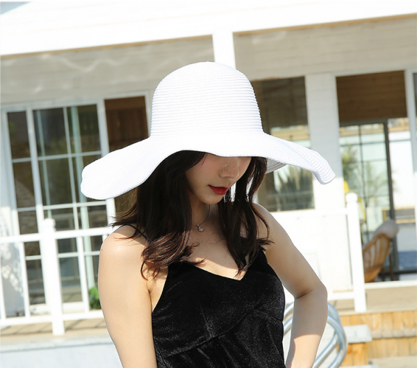 Women's Outdoor Large Brim Solid Color Straw Hat